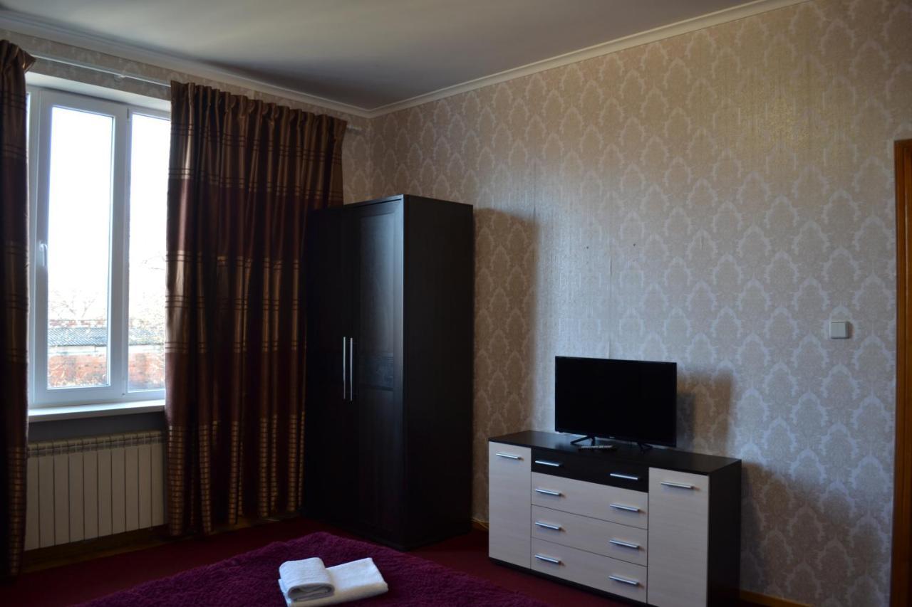 Art Hotel Chernivtsi Exterior foto